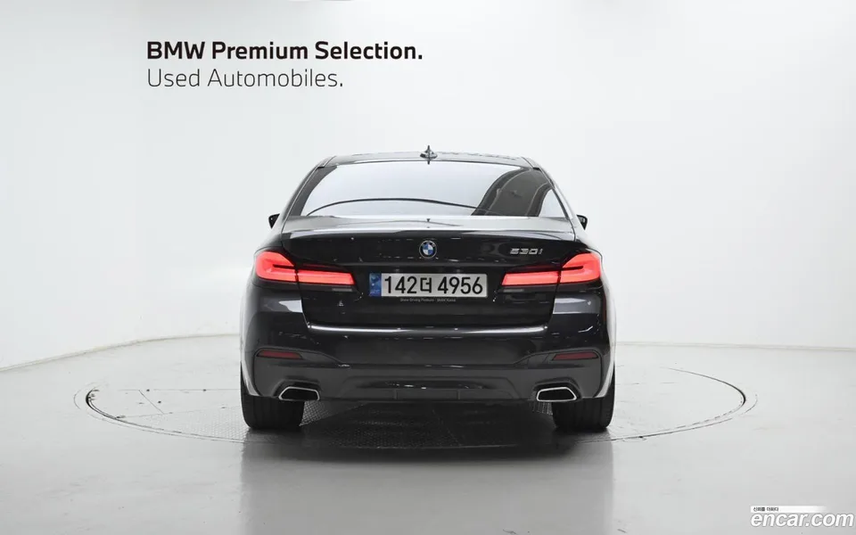 BMW 5 Series 530i M 2023 — thumbnail 4