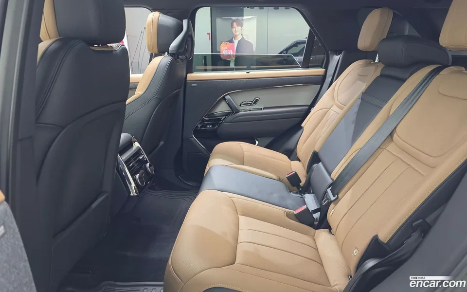Land Rover Range Rover Sport P550E HSE 2024 — миниатюра 4