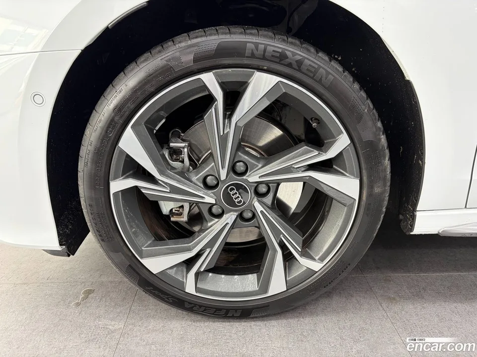 Audi A3 (8Y) 40 TFSI 2025 — миниатюра 5