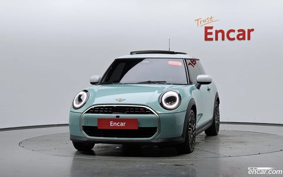 MINI Cooper S 2024 — миниатюра 3
