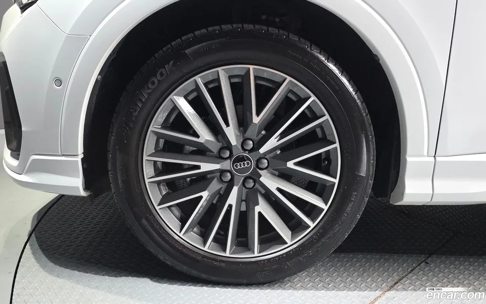 Audi Q3 35 TDI 2025 — миниатюра 5