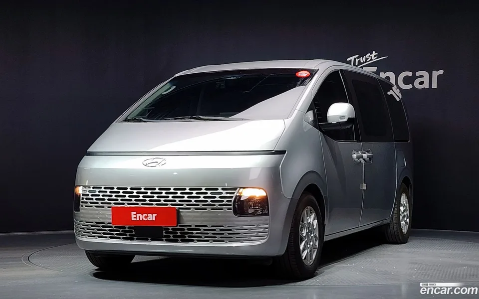 Hyundai Staria 2022