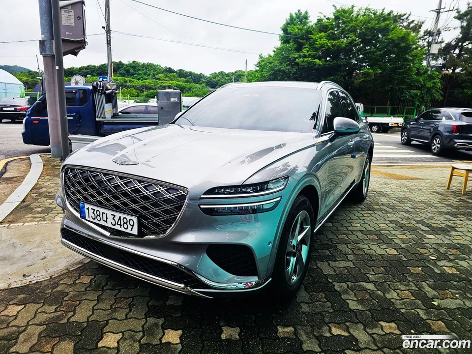 Genesis GV70 3.5T AWD 2025 — thumbnail 4