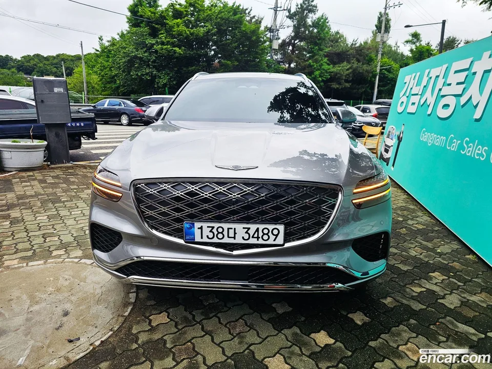 Genesis GV70 3.5T AWD 2025 — photo 1, buy with delivery to Moscow
