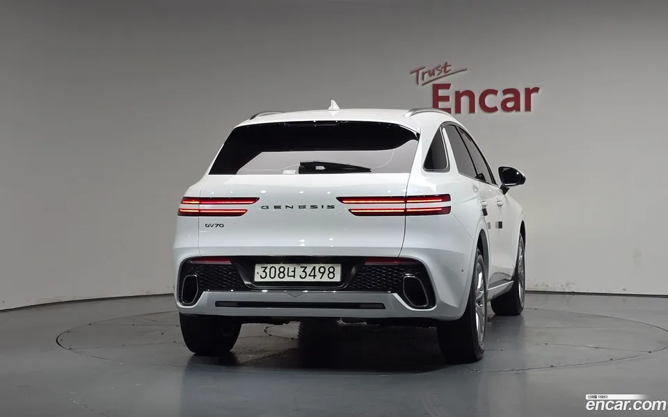 Genesis GV70 2.5T 2WD 2022 — миниатюра 4