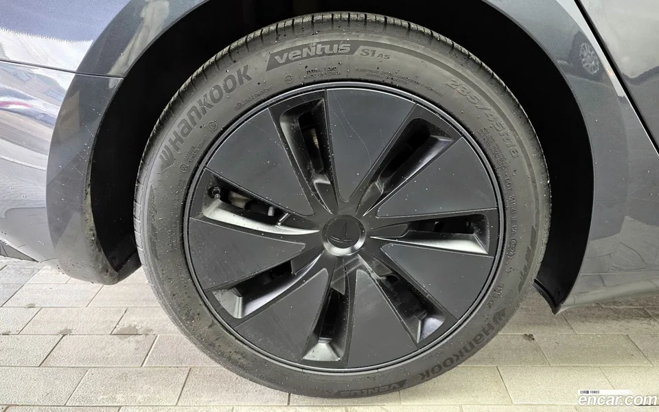 Tesla Model 3 AWD 2024 — миниатюра 2