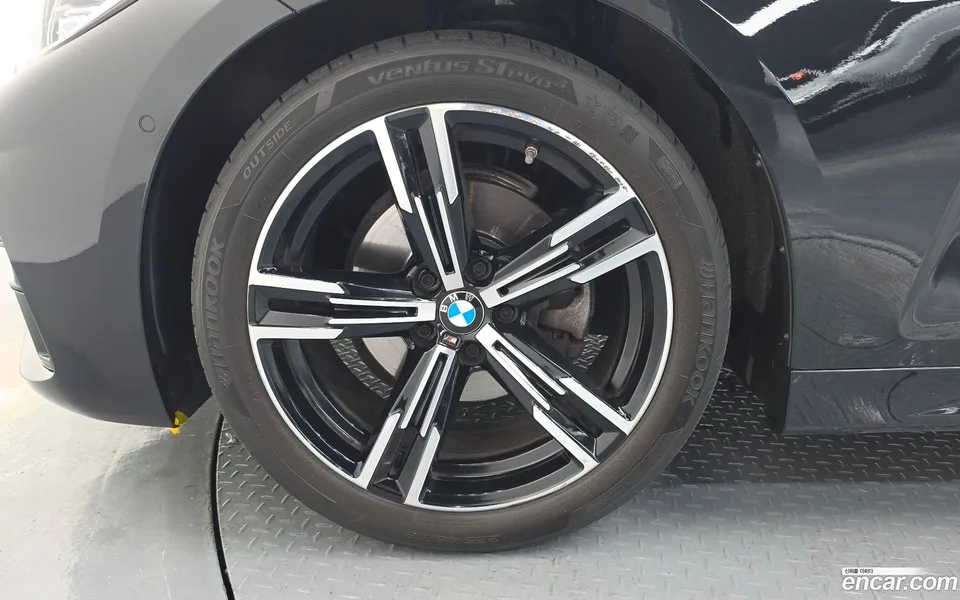 BMW 4 Series 420i M 2022 — миниатюра 5