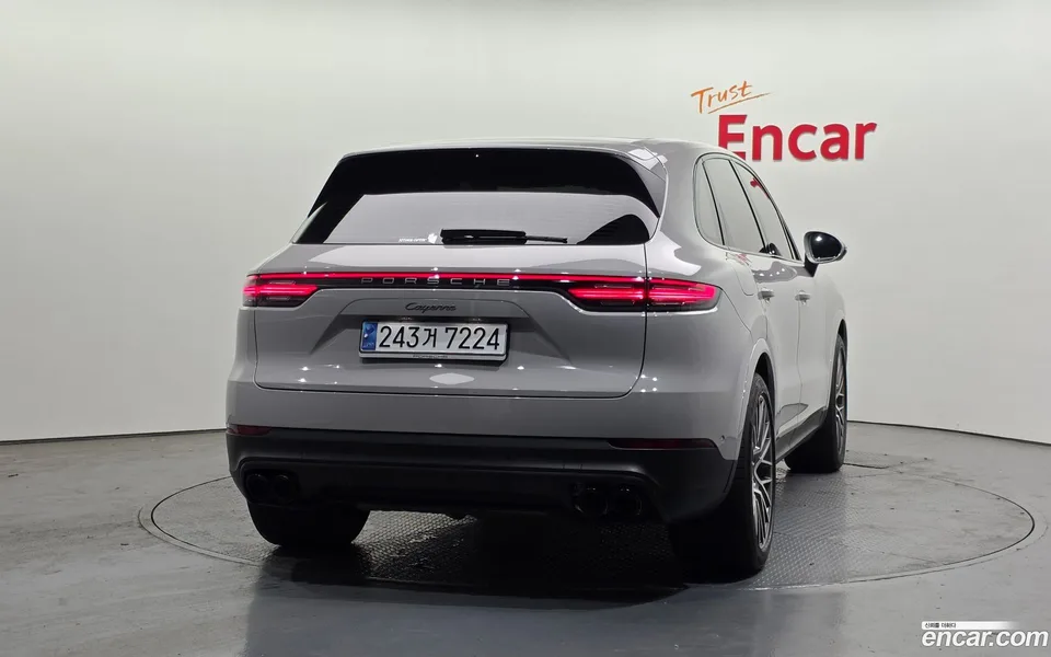 Porsche Cayenne 3.0 2023 — миниатюра 4