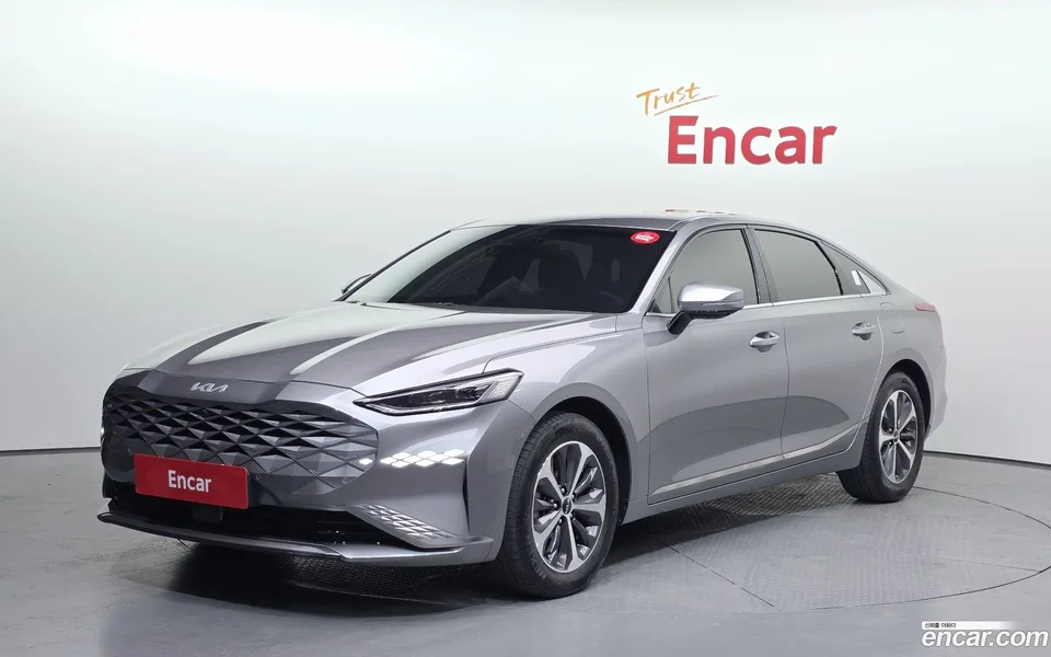 Kia K8 Hybrid 2023