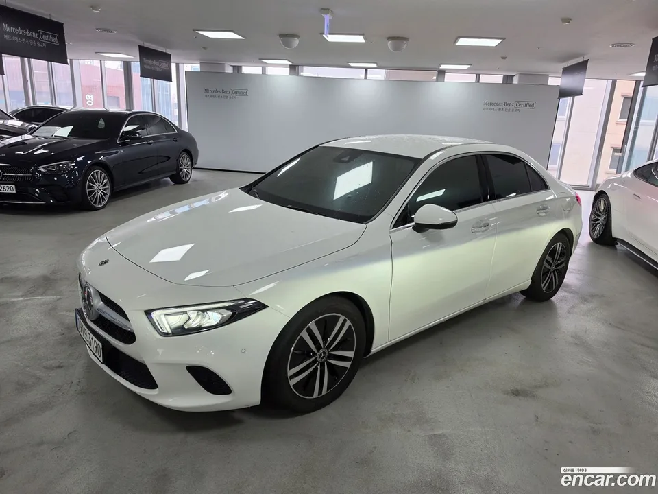 Mercedes-Benz A-Class A220 2022 — photo 1, buy with delivery to Moscow