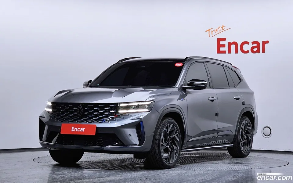 Renault Samsung Grand Koleos 1.5 E-TECH 2WD 2025 — photo 1, buy with delivery to Moscow