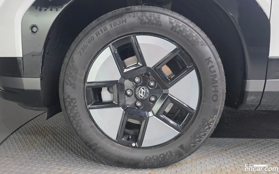 Hyundai SantaFe HEV 1.6 2WD 2024 — миниатюра 5