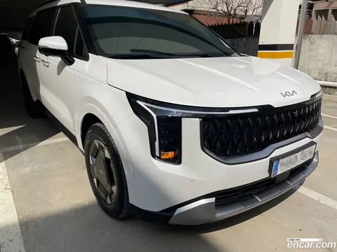 Kia Carnival 2024 купить в Москве