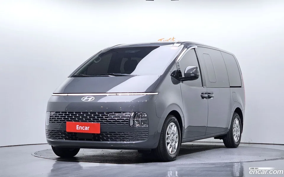 Hyundai Staria 2024