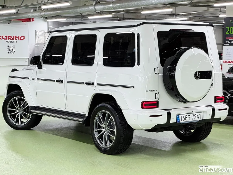 Mercedes-Benz G-Class G450d 2025 — thumbnail 3