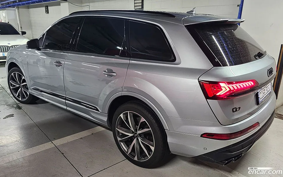 Audi Q7 (4M) 45 TDI 2023 — thumbnail 3