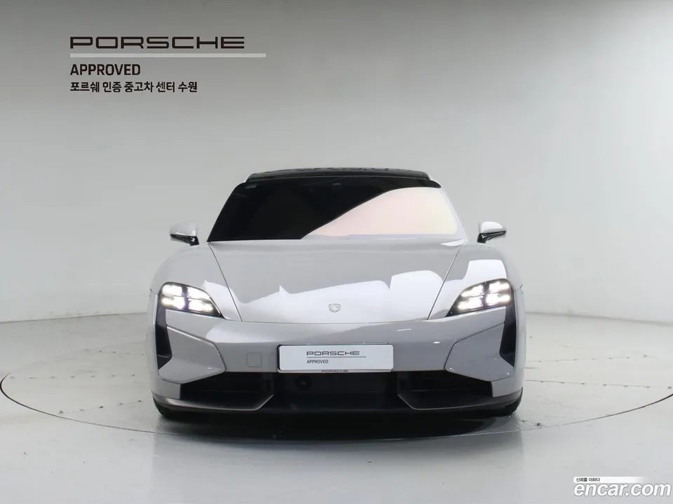 Porsche Taycan 2025 — миниатюра 3