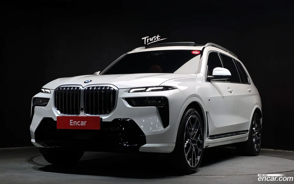 BMW X7 2025