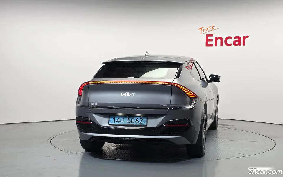 Kia EV6 4WD 2022 — thumbnail 4
