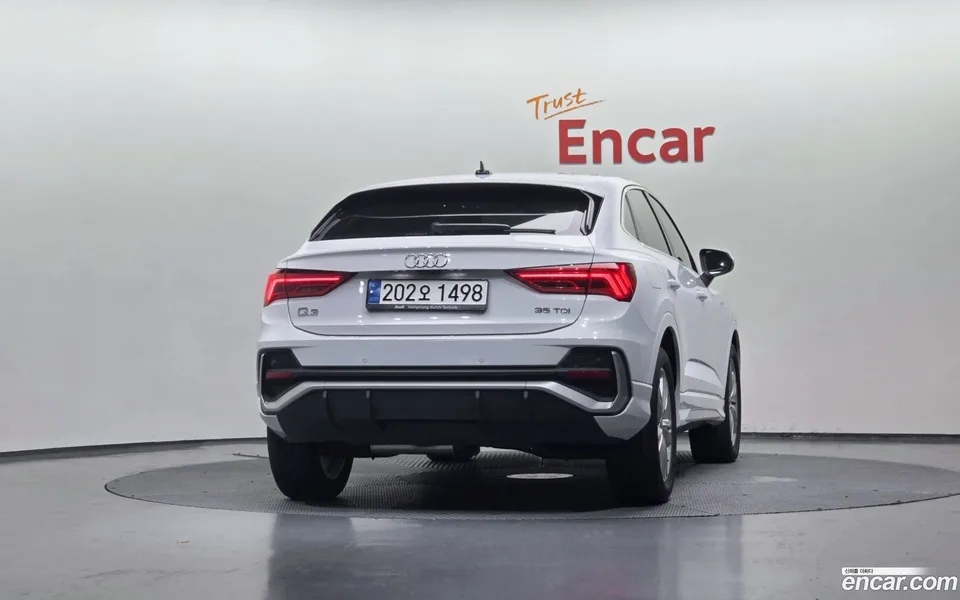 Audi Q3 35 TDI 2023 — миниатюра 4