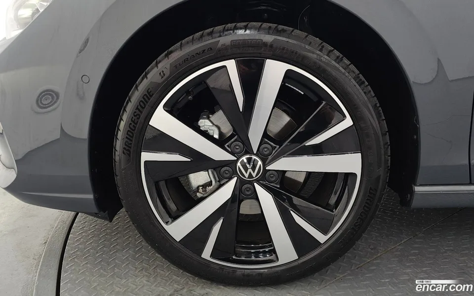 Volkswagen Golf 2.0 TDI 2026 — миниатюра 2