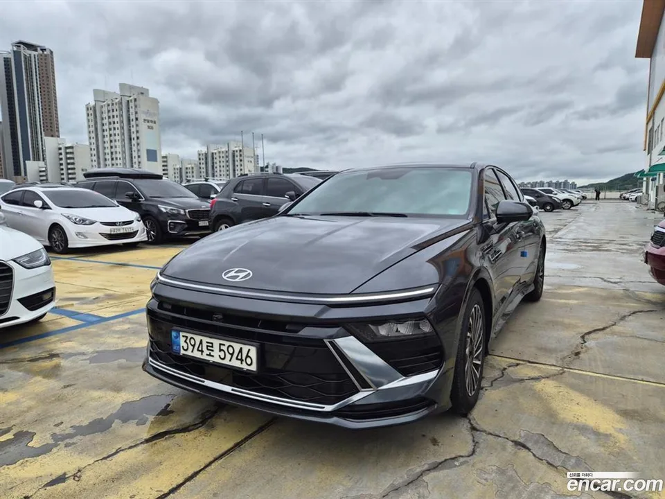 Hyundai Sonata The Edge Hybrid 2023