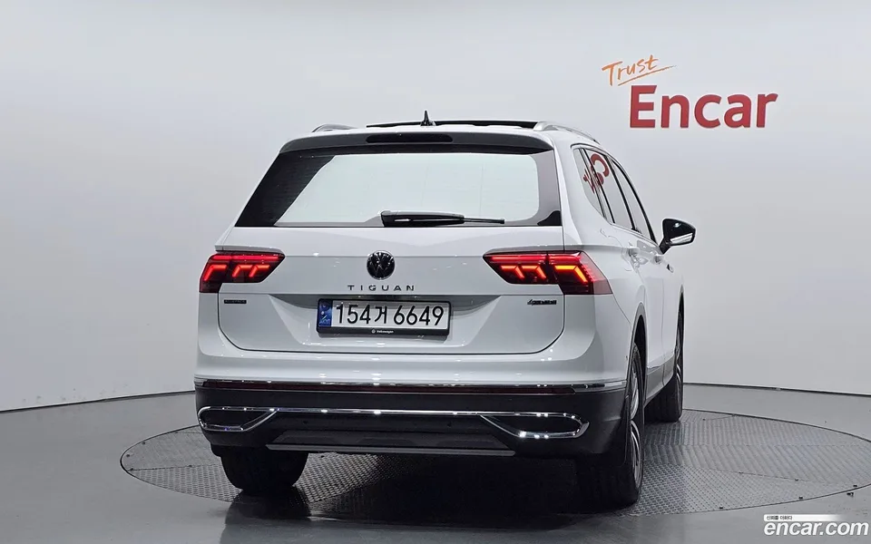 Volkswagen Tiguan Allspace 2.0 TSI 2022 — миниатюра 4