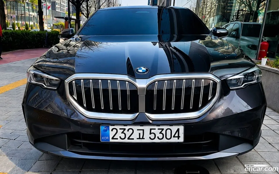BMW 5 Series 2026