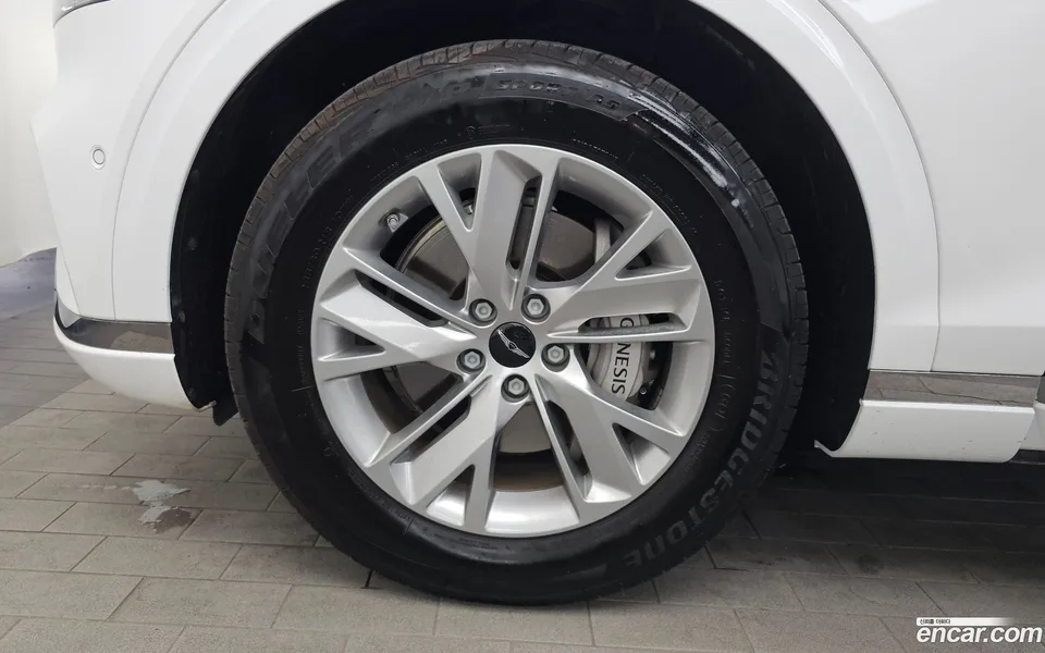 Genesis GV70 2.5T 2WD 2025 — миниатюра 5