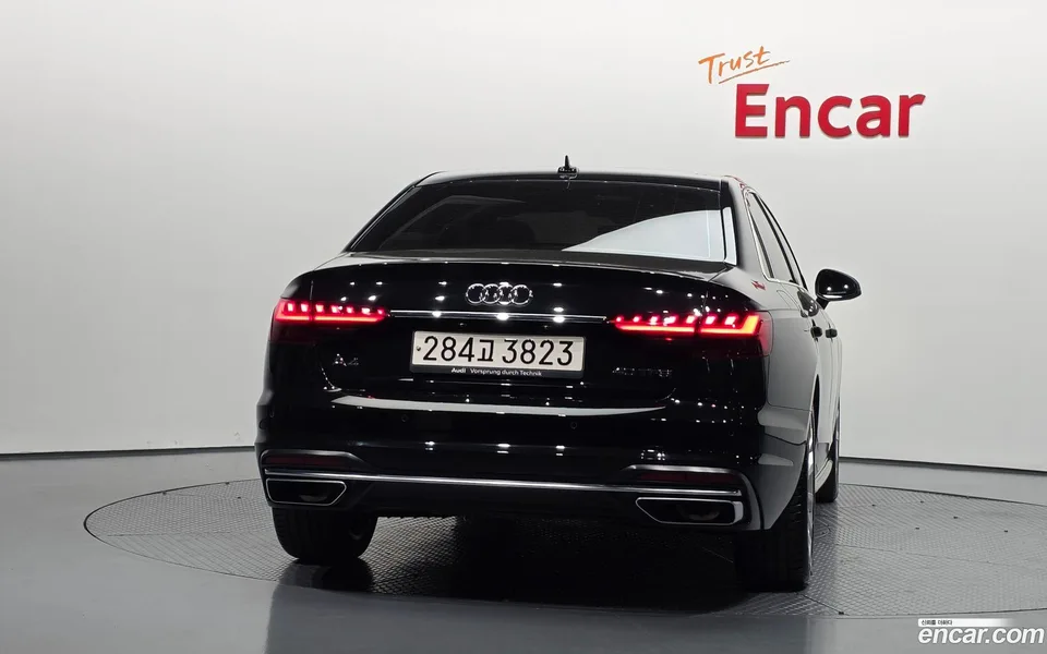 Audi A4 40 TFSI 2023 — миниатюра 4