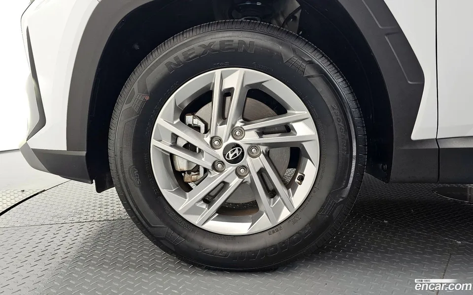 Hyundai Tucson NX4 1.6 2WD 2025 — миниатюра 5