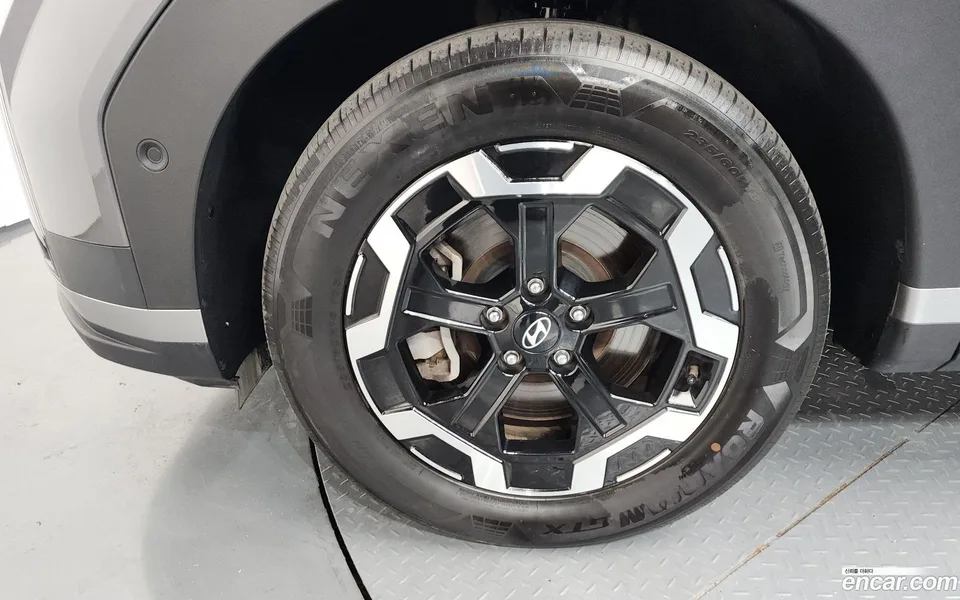 Hyundai SantaFe 2.5T 2WD 2023 — миниатюра 2