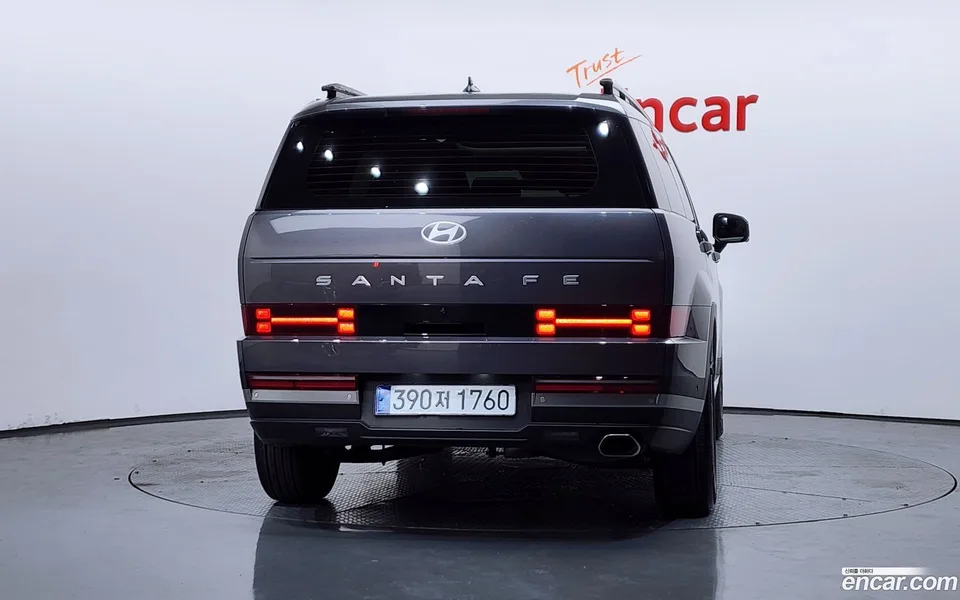Hyundai SantaFe 2.5T 2WD 2023 — миниатюра 4