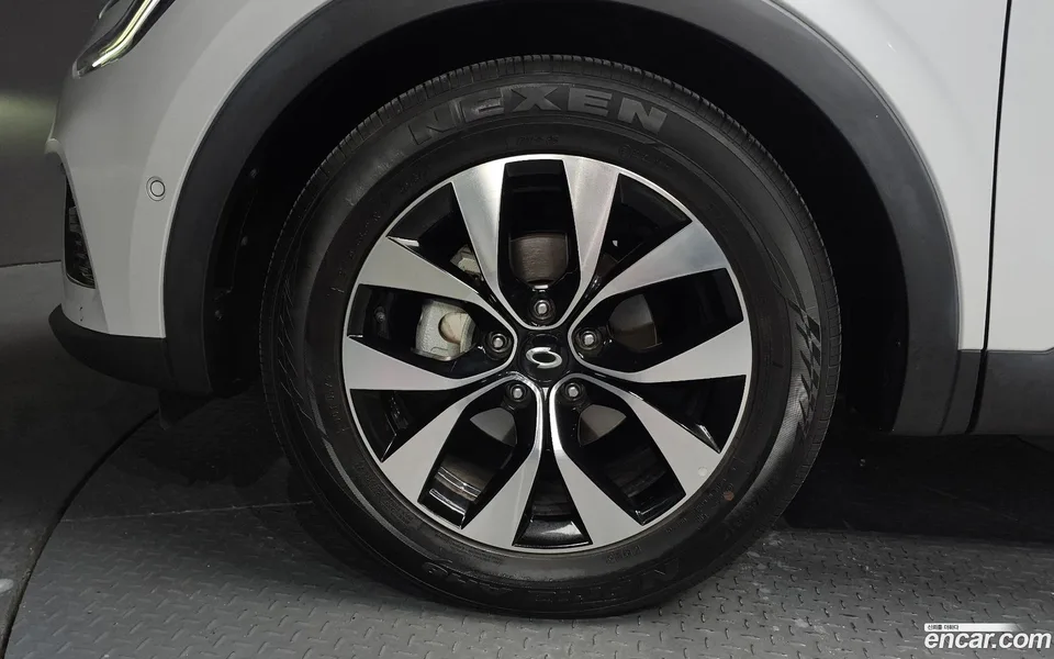 Renault Samsung XM3 (Arkana) 1.6 GTe RE 2022 — миниатюра 5