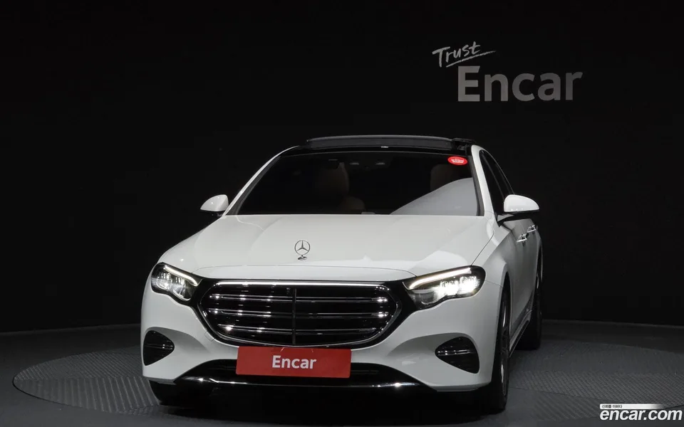 Mercedes-Benz E-Class E220d 4MATIC 2024 — миниатюра 3