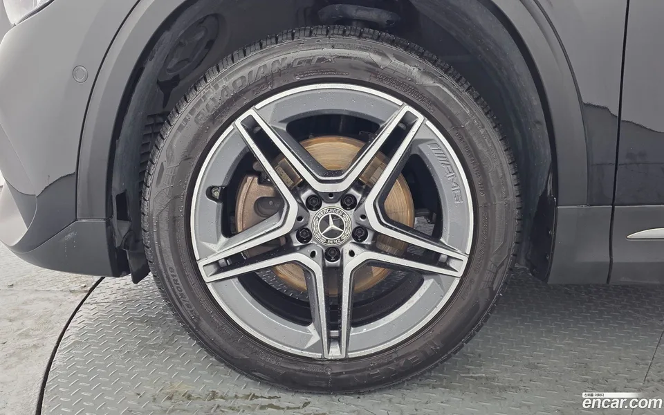 Mercedes-Benz GLA-Class GLA250 4MATIC 2023 — миниатюра 2