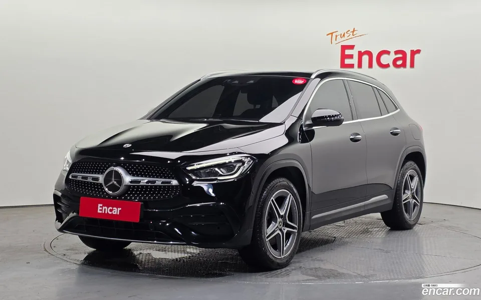 Mercedes-Benz GLA-Class GLA250 4MATIC 2023 — фото 1, купить с доставкой в Москву