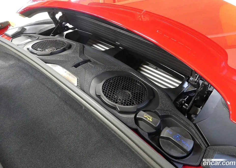 Porsche 911 (992) 4 GTS 2024 — миниатюра 2