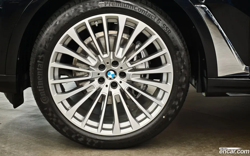 BMW X7 xDrive 40i 6 2025 — миниатюра 2