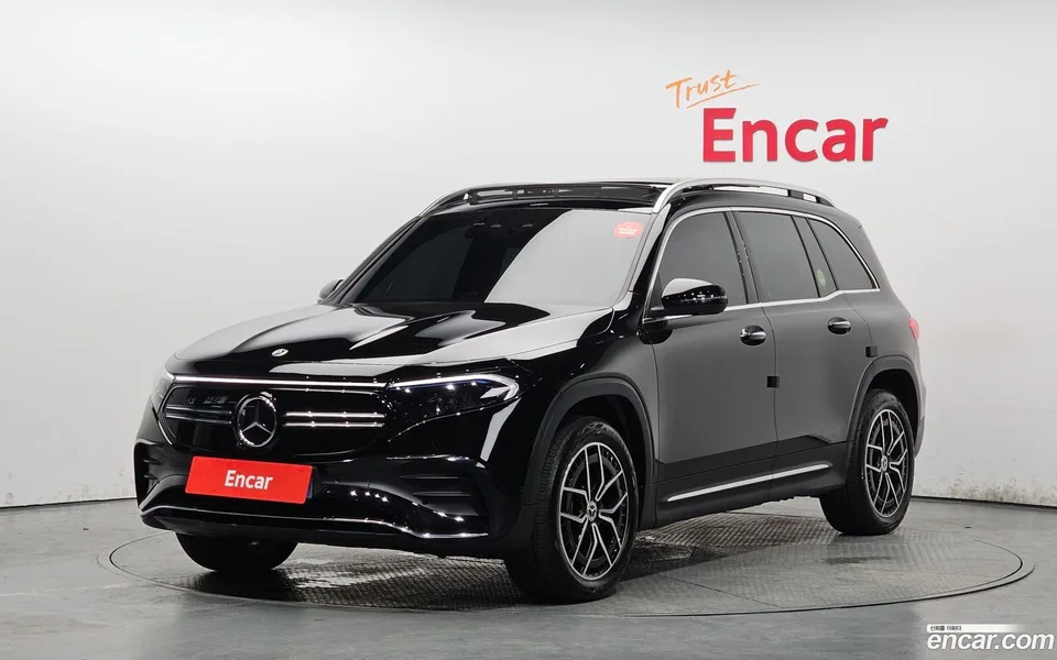 Mercedes-Benz EQB 2023