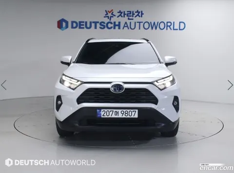 Toyota RAV4 2024 купить в Москве