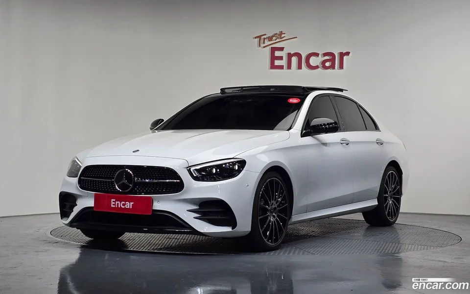 Mercedes-Benz E-Class 2023