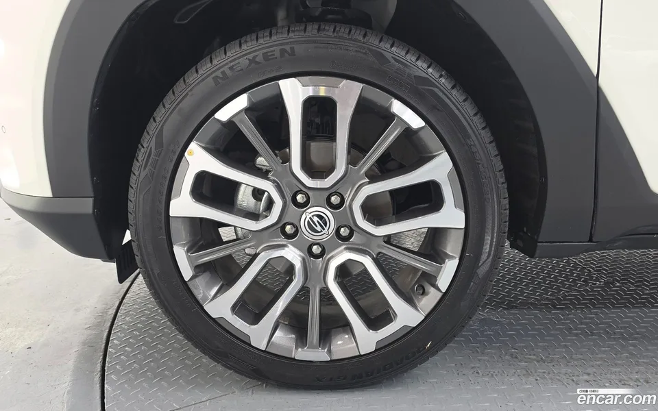 KG Mobility Torres 1.5 2WD 2023 — миниатюра 5
