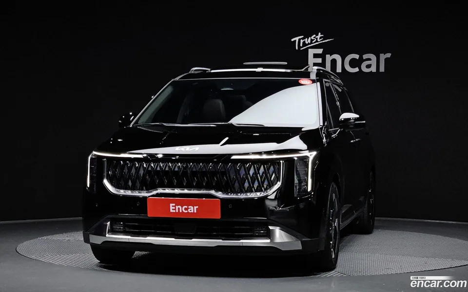 Kia Carnival 9 2024 — thumbnail 3