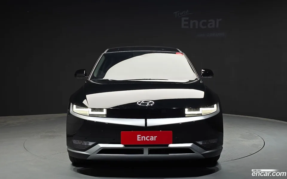 Hyundai Ioniq 5 AWD 2023 — миниатюра 3