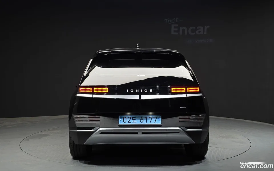 Hyundai Ioniq 5 AWD 2023 — миниатюра 4