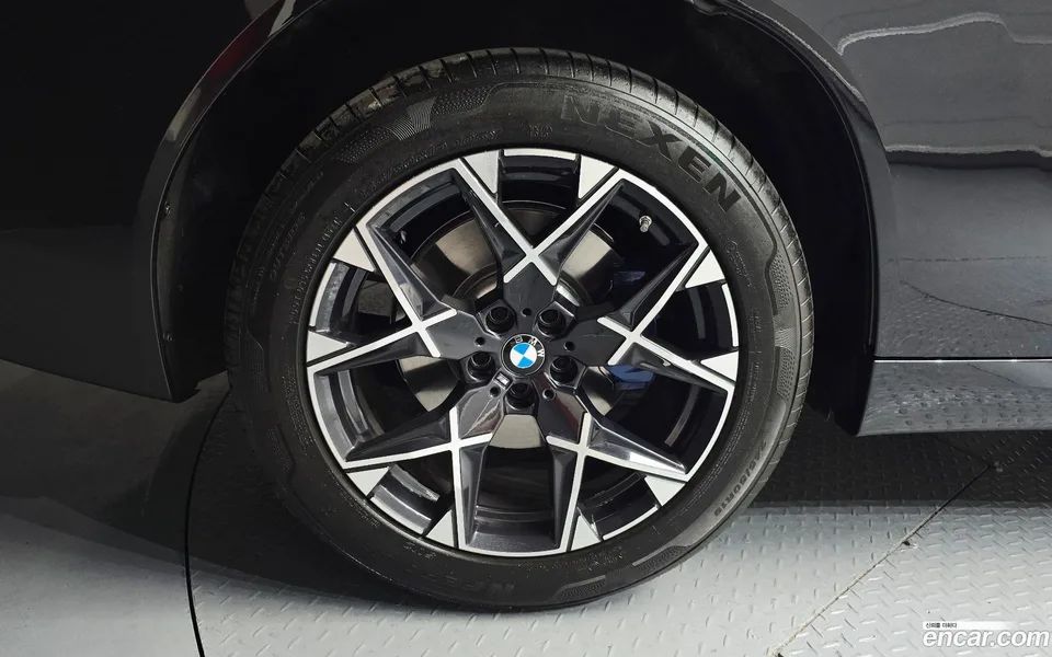 BMW X3 xDrive 20 M 2025 — миниатюра 2