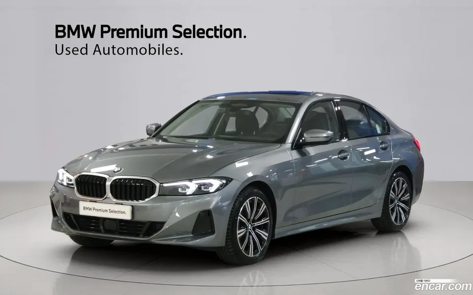 BMW 3 Series 320i 2025 — photo 1, buy with delivery to Moscow