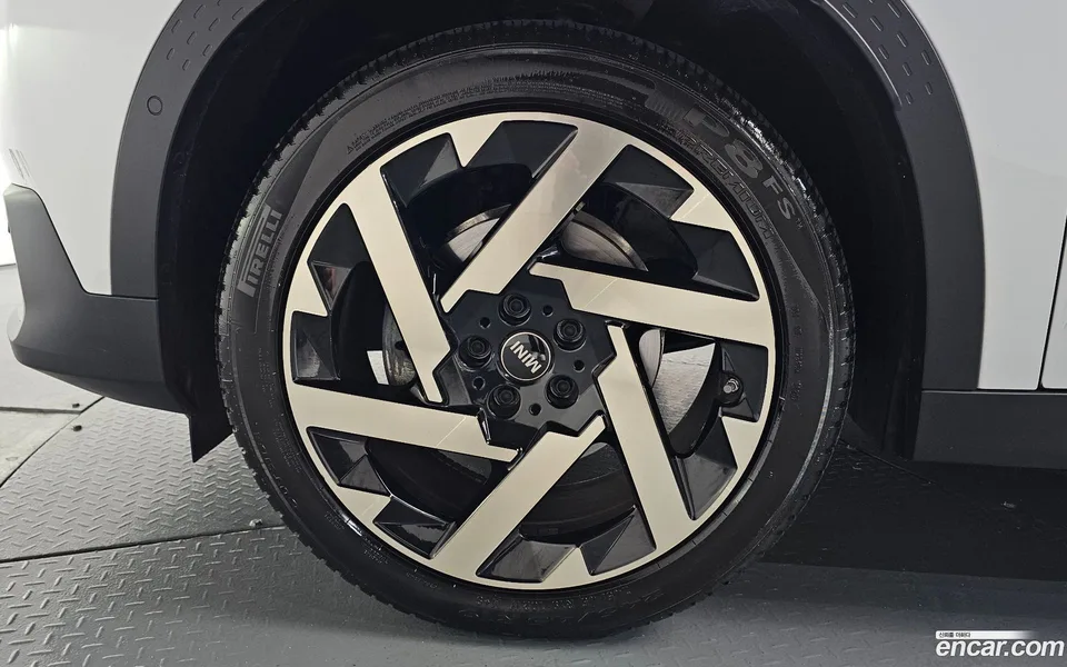 MINI Cooper S Countryman ALL4 2025 — миниатюра 2