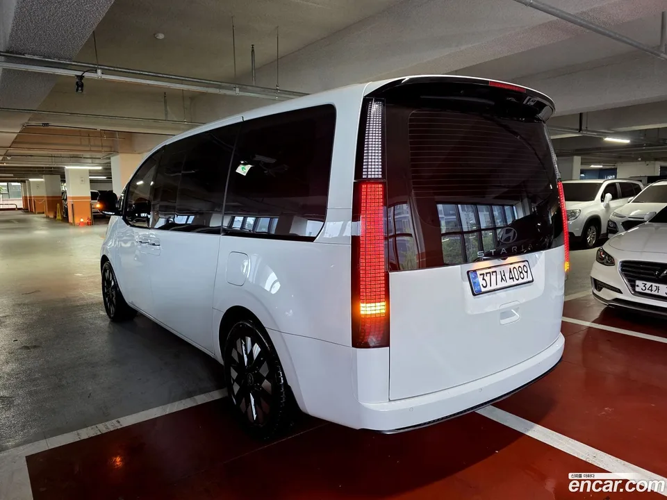 Hyundai Staria L3.5 9 2024 — thumbnail 2